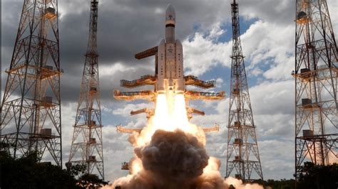 How Chandrayaan-2 is helping Chandrayaan-3 mission — From design to ...