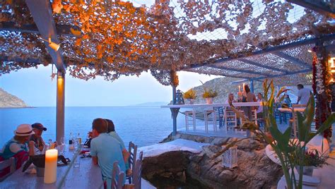 The Best Restaurants & Beach Bars in Mykonos | Valef Travel Guide