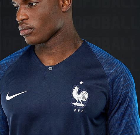 Les nouveaux maillots de la France coupe du monde 2018 - 2 étoiles - Maillots Foot Actu