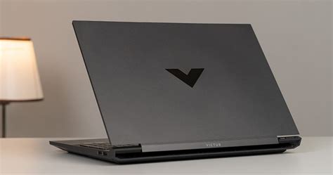 5 Best Laptops Under $1000 All in One