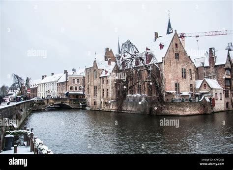 Canal of brugge, winter, snowing day, snow, bruges flanders, belgium ...