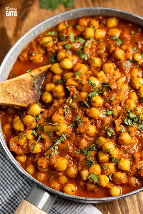 Chana Masala (Instant Pot or Stovetop) | Slimming Eats