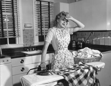 What A 1950's Housewife Cleaning Schedule Looked Like