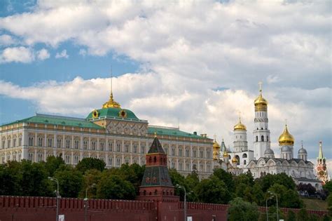 Premium Photo | Moscow kremlin wall