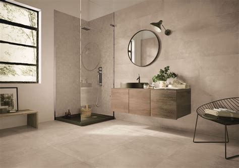 Panorama des nouveaux carrelages de salles de bains | Salle de bain beige, Carrelage salle de ...