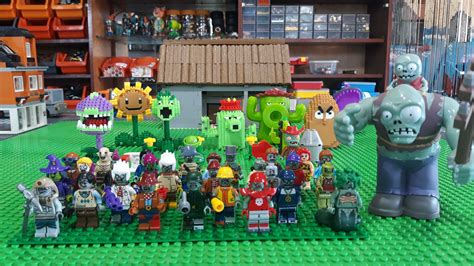 plants vs zombies lego set, LEGO - Garden Warfare vs PvZ | Lego zombies ...