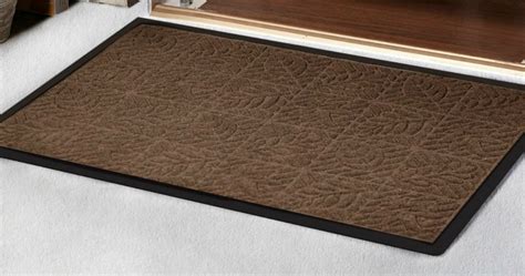 Amazon: Large Outdoor 24" x 36" Rubber Door Mat Only $15.99