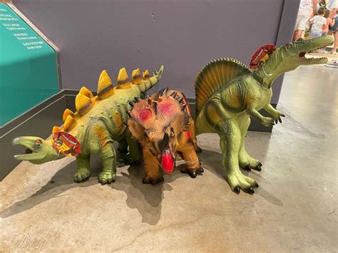 PHOTOS: More DINOSAUR Toys Return From Extinction at Disney's Animal ...