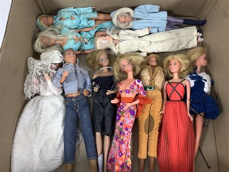 Lot - Vintage Dolls, Barbie Dolls