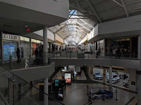 Crystal Mall (Waterford, Connecticut) | JJBers | Flickr Connecticut ...