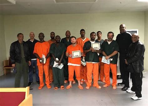 16 inmates get baptized in Crittenden County Jail | KLRT - FOX16.com