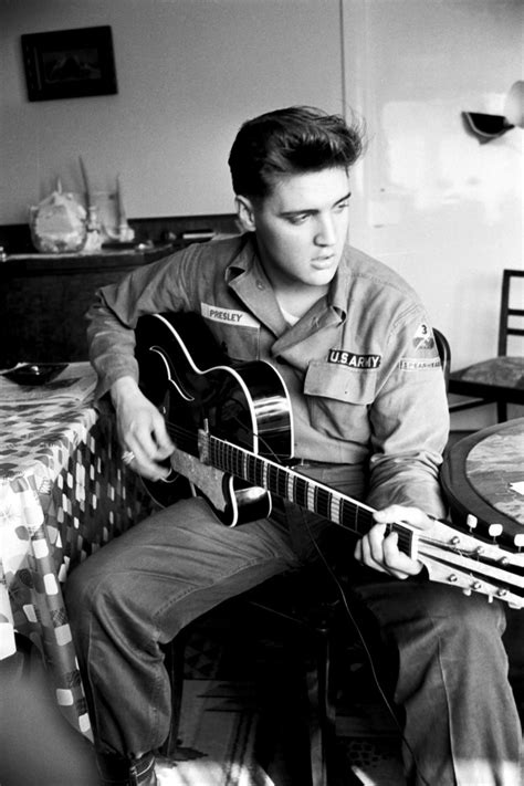 Elvis Presley photo 65 of 76 pics, wallpaper - photo #374631 - ThePlace2