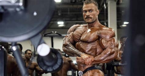 Fans React To Latest Insane Physique Update From Chris Bumstead Ahead ...