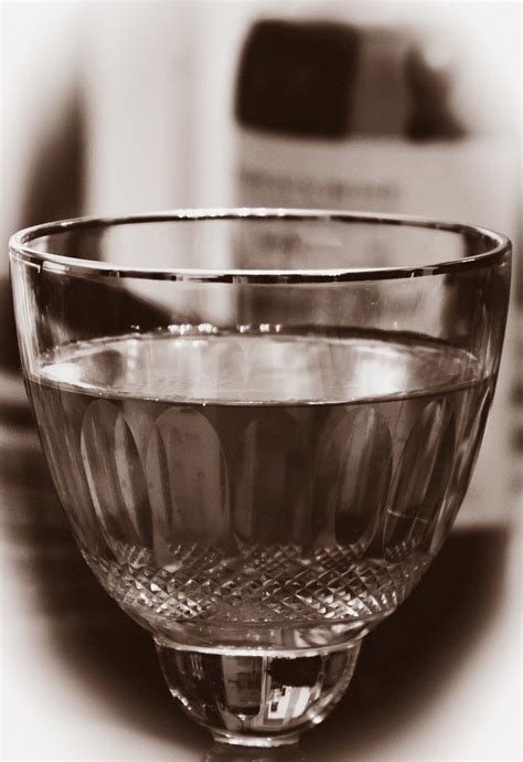 water glass | Valeri Pizhanski | Flickr