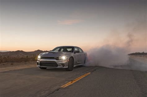 Dodge Charger Hellcat Burnout on Woodward Avenue (Video) - DodgeForum.com