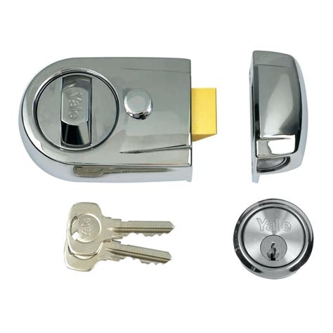 Automatic locking door knob – Door Knobs