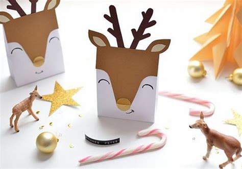 Bricolage de Noël : des paquets cadeaux en forme de renne - On se lance ...