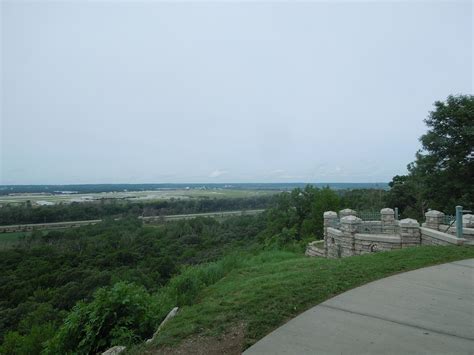 10 MUST-SEE Historic Sites In Iowa (Expert Guide + Photos)