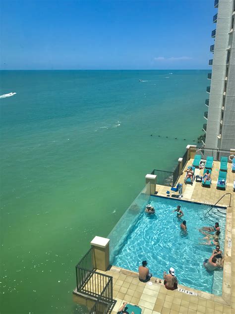 Hotel with Pool in Clearwater Beach | Edge Hotel Clearwater Beach