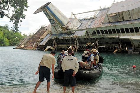 11 Abandoned Ferries, Ocean Liners, Cruise Ships & Hovercraft - Urban ...