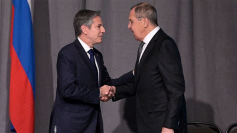 Ukraine: Blinken and Russia’s Lavrov meet amid tensions over Ukraine ...