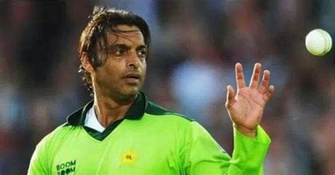 Shoaib Akhtar once claimed all Pakistani bowlers have done ball ...