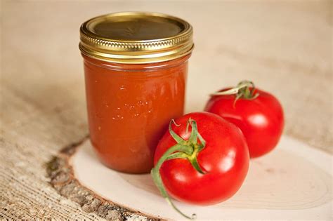 Grandma's Homemade Spiced Tomato Juice - Canning Recipe