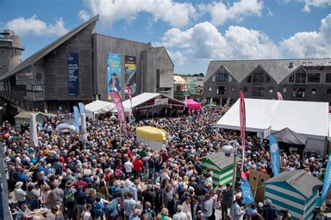 Falmouth International Sea Shanty Festival - Creekside Cottages