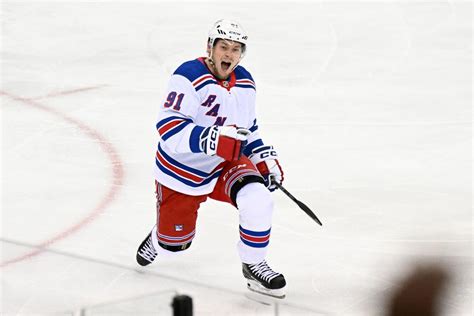 Chris Kreider, Rangers dominate Devils for Game 1 win