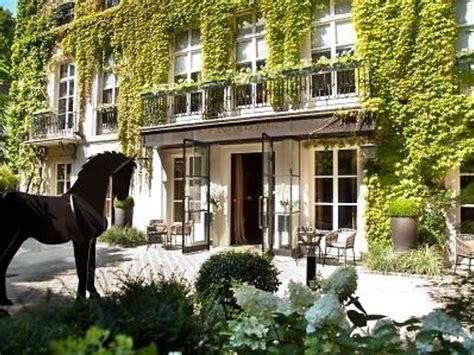 24 Best Spa Hotels In Paris To Relax And Unwind