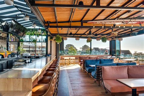 Sweeping Oceanview Restaurant Brings Beach House Vibes to Del Mar - Eater San Diego