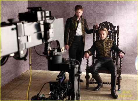 Reign - Behind The Scenes Photoshoot - Reign [TV Show] Photo (34918832 ...