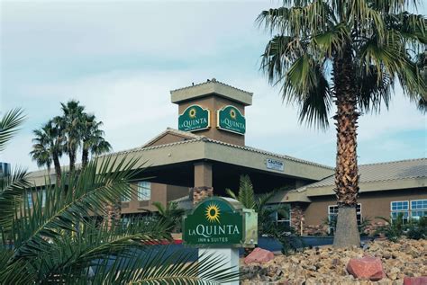 La Quinta Inn & Suites by Wyndham Las Vegas Tropicana | Las Vegas Direct