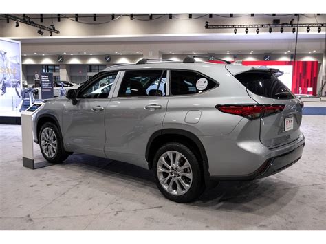 2023 Toyota Highlander Hybrid: 88 Exterior Photos | U.S. News