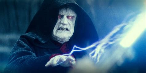 Star Wars Confirmed Emperor Palpatine's Lightning Was His Weakness