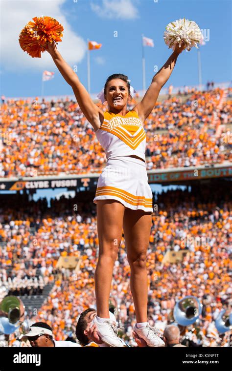 September 09, 2017: Tennessee Volunteers cheerleader Maria Brinias Stock Photo: 158444884 - Alamy