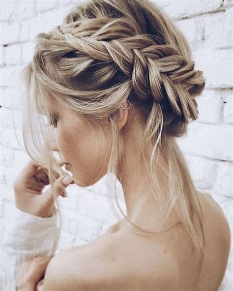 20 Hairstyles That Are Perfect For Going Out - Society19