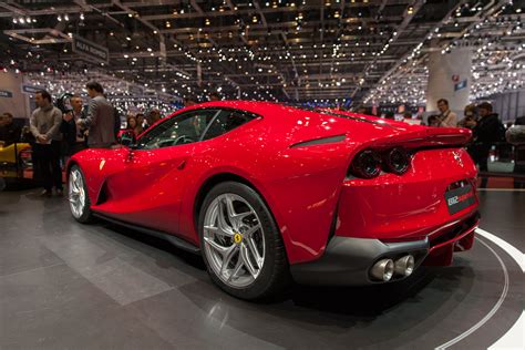 Ferrari 812 Superfast revealed with 789 horsepower