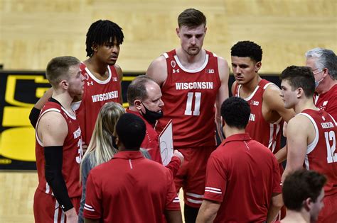 Wisconsin Badgers men’s basketball: AP Poll pre-conference tournaments ...