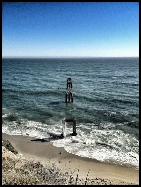 ruins of an old pier north of Santa Cruz, California | Santa cruz, Pier ...