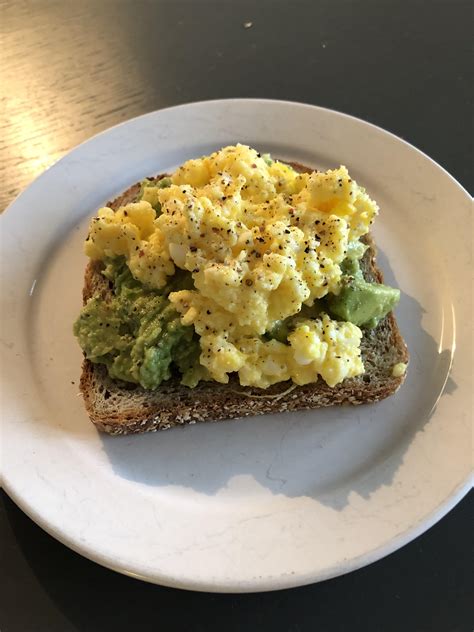 [Homemade] Scrambled Egg and Avocado on Toast. : r/food