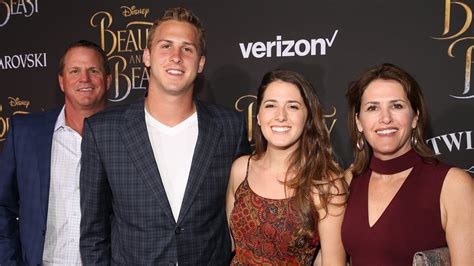 Jared Goff Wife / Jared Goff Getting Friendly With Nfl Network Ladies ...