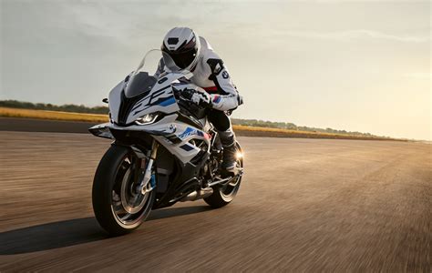 2023 BMW S 1000 RR スペック、価格、写真 - JP NewsS