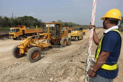 State Railway Thailand signs 5 high-speed train project contracts worth ...