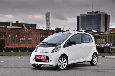 Citroën C-Zero information and specs / Pick an EV