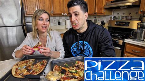 PIZZA CHALLENGE - YouTube