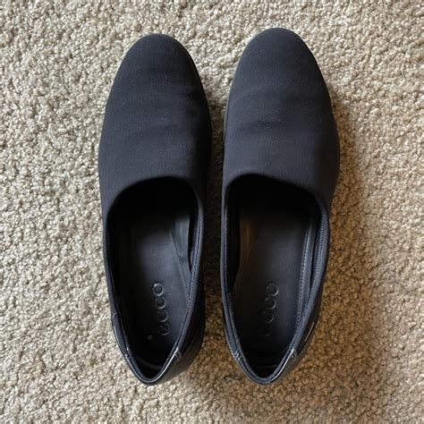 ECCO black shoes In size 8 Worn only a couple times - Depop