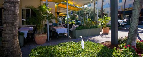 Breakfast Restaurant in Delray Beach, FL | Aloft Delray Beach