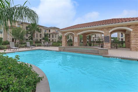 Weslaco Hills Apartments - Photo Gallery