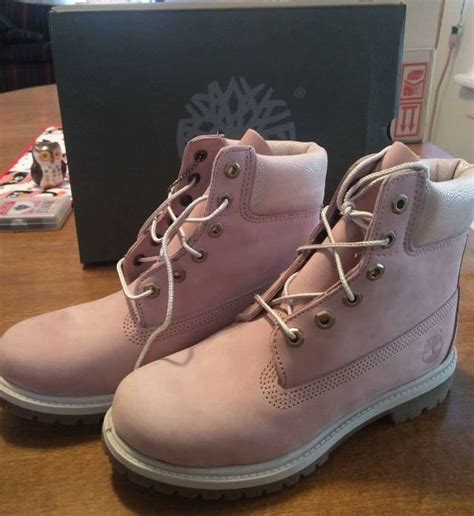 Women's blush pink waterproof Timberland boots | Kixify Marketplace